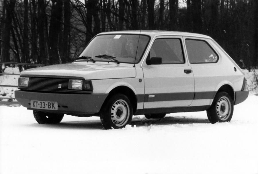  Seat Fura Dos 3-Door 1983 года  (фото 1 из 2)